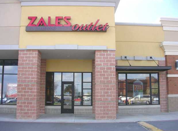 Zales Jewelers Outlet - Howell, MI