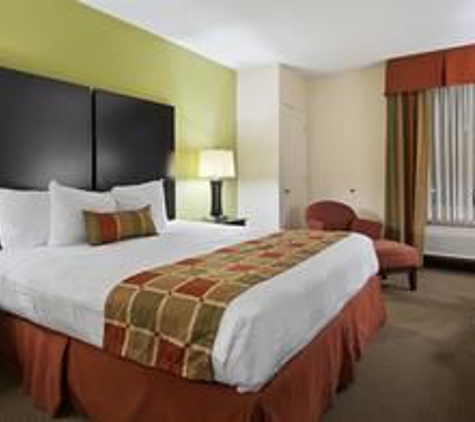 Best Western Plus Huntersville Inn & Suites Near Lake Norman - Huntersville, NC