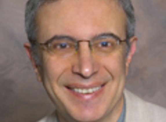 Dr. Dimitrios I Fanopoulos, MD, MPH - Beloit, WI