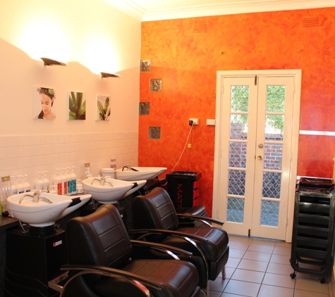 Kamber Hair - Albury, NSW. Haircut Albury