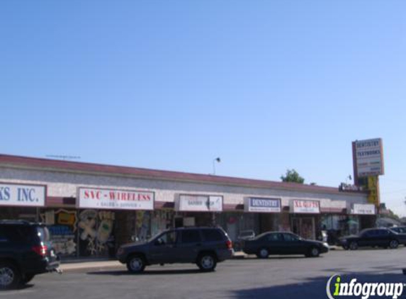 Luis' Barber Shop - Gardena, CA