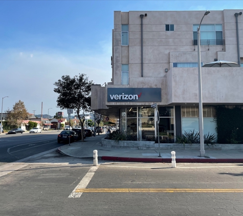 Verizon - Studio City, CA