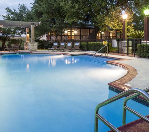 DoubleTree by Hilton Hotel Austin - University Area - Austin, TX