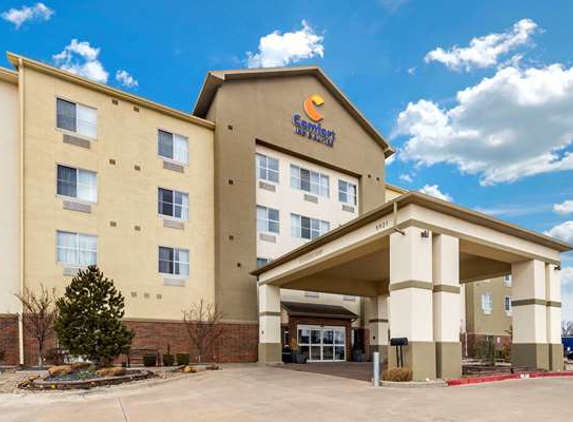 Comfort Inn & Suites Oklahoma City West - I-40 - Oklahoma City, OK