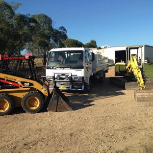 Shane Cameron Excavator Hire - Westbrook, NSW