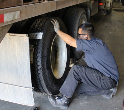 Bauer Built Tire & Service - Durand, WI