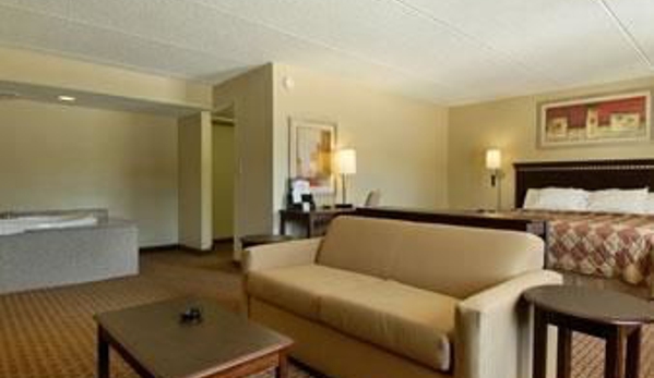 Days Inn - Leeds, AL