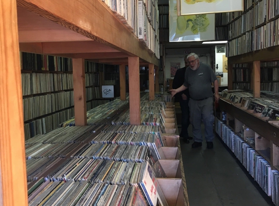 The Record Collector - Los Angeles, CA