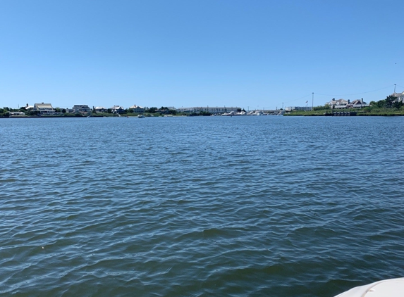 Modern Yachts - Westhampton Beach, NY