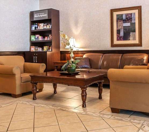 Comfort Suites - East Brunswick, NJ