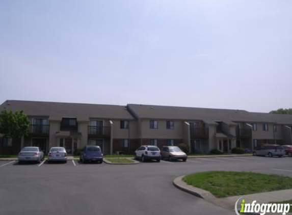 Woodbrook Apartments - Indianapolis, IN