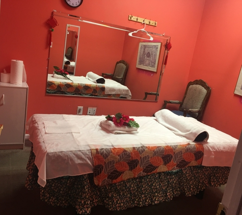 Pink Lotus Spa - Oakland Park, FL