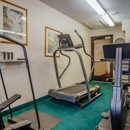 Quality Inn & Suites Medford Airport - Motels