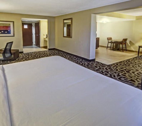 Holiday Inn Express Murfreesboro Central - Murfreesboro, TN