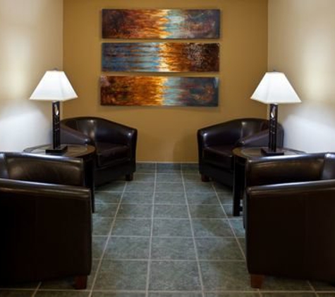 Sonesta Simply Suites Cleveland North Olmsted Airport - North Olmsted, OH