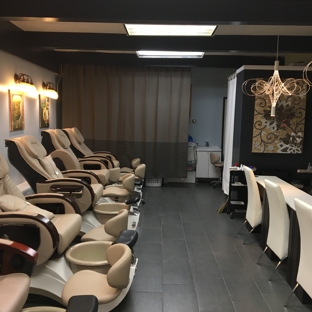 Del Mar Nails & Spa - Corona Del Mar, CA