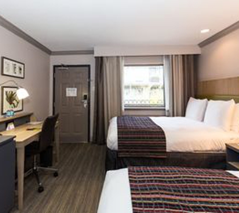 Country  Inns & Suites - Metairie, LA