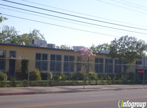 Oxnard Street Elementary - North Hollywood, CA