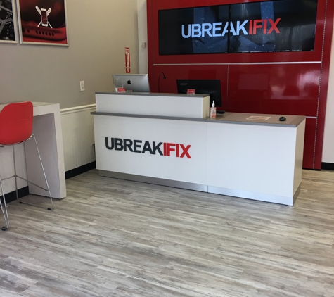 uBreakiFix - Fairfax, VA