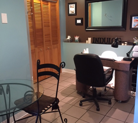 HeadWorks Salon and Day Spa - Glastonbury, CT