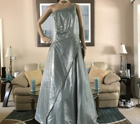 Patrizia's Paradise Emporium - Beverly Hills, FL. Elegant dresses and gowns...