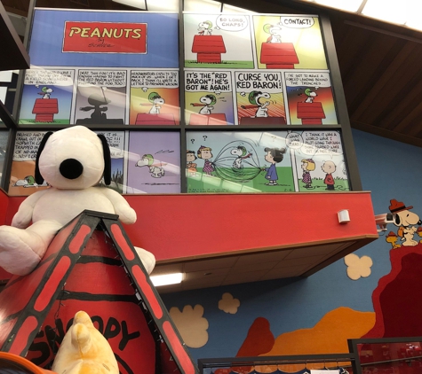 Snoopy's Gallery & Gift Shop - Santa Rosa, CA