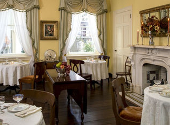 Rachael's Dowry Bed and Breakfast - Baltimore, MD