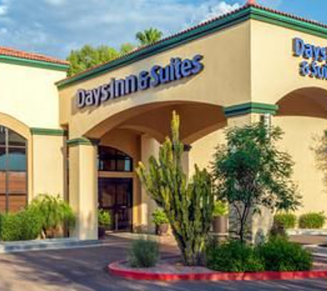 Days Inn - Scottsdale, AZ