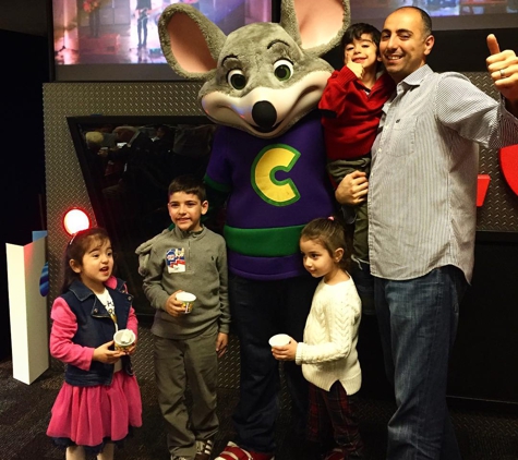 Chuck E. Cheese's - Los Angeles, CA