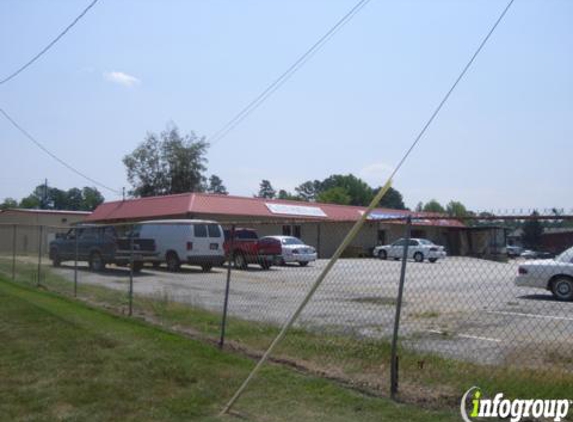 Stewarts Feed And Garden Center - Lawrenceville, GA