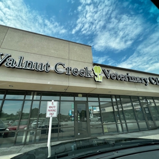 Walnut Creek Veterinary Clinic - Papillion, NE