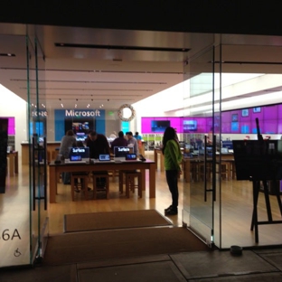 Microsoft Store - Palo Alto, CA