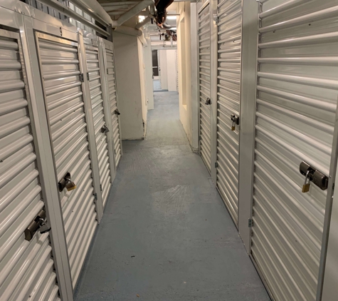 Local Locker Storage - New York, NY