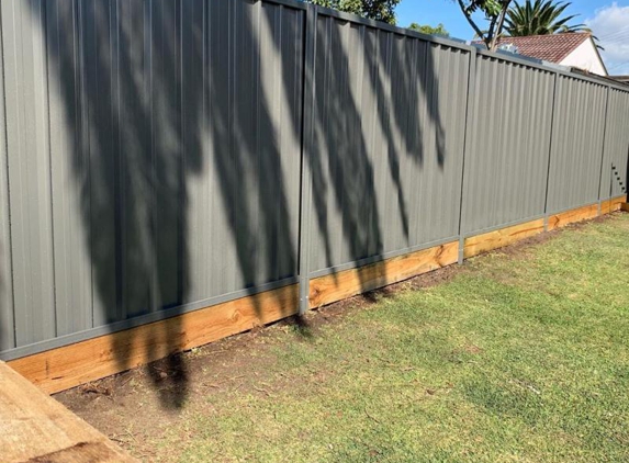 BestLine Fencing - Kirrawee, NSW. Colorbond fencing Sutherland Shire bunnings