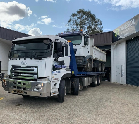 Mick's Towing Service - Carrara, QLD