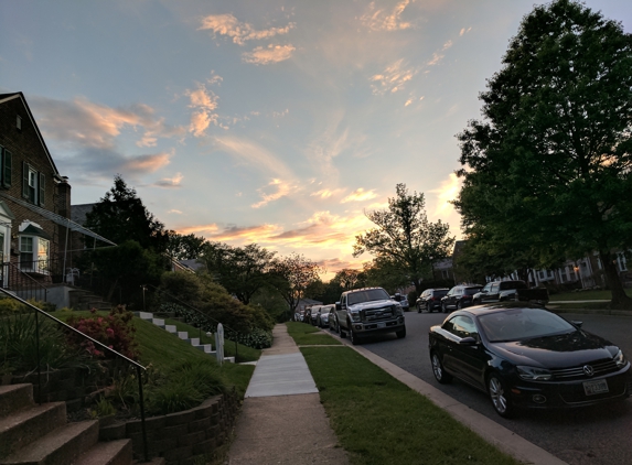 Rodger Forge Apts - Baltimore, MD. Another quiet morning sky before work!