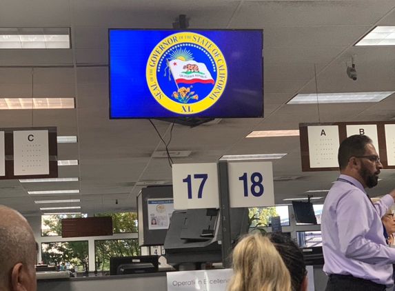 California Department of Motor Vehicles - DMV - El Cerrito, CA