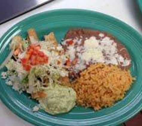 Carmina's Mexican Food - Moreno Valley, CA