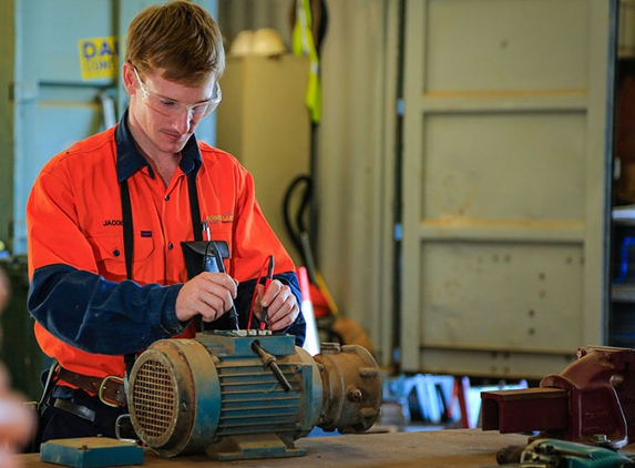 Adam Luck Electrical - Dalby, QLD