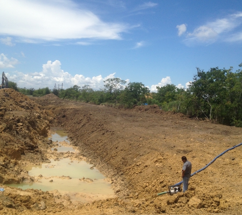 Dump Truck International INC - Houston, TX