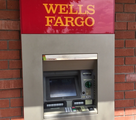 Wells Fargo ATM - La Verne, CA