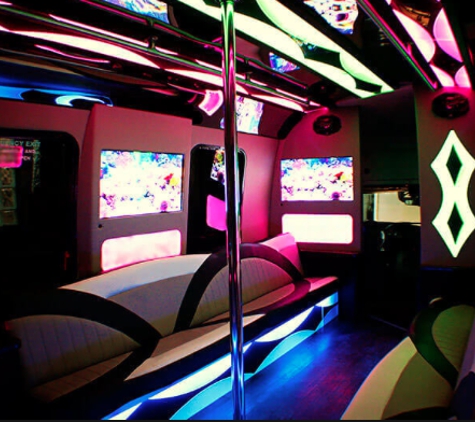 Cleveland Party Bus Rentalz - Cleveland, OH