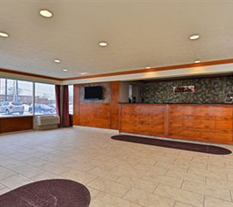 Americas Best Value Inn - Brookpark, OH