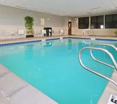 Best Western Plus Williston Hotel & Suites - Williston, ND