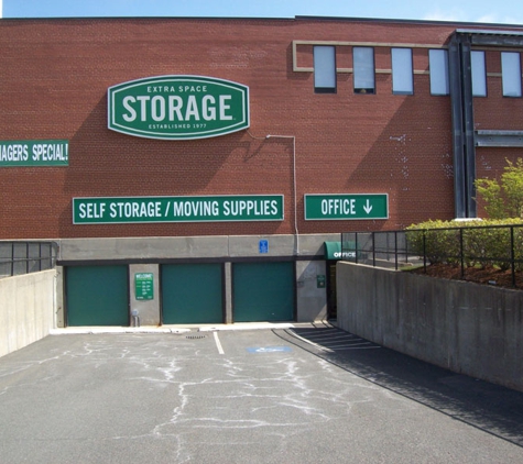 Extra Space Storage - Somerville, MA