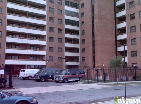 Greenleaf Gardens Apartments - Washington, DC