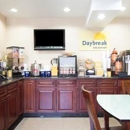 Days Inn by Wyndham Long Island/Copiague - Motels