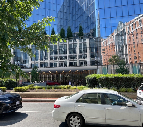 Starbucks Coffee - Washington, DC