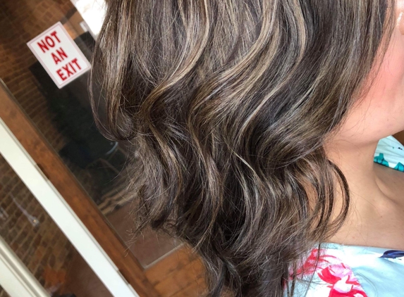 J.Co Salon & Blo'Dry Bar - Fayetteville, NC