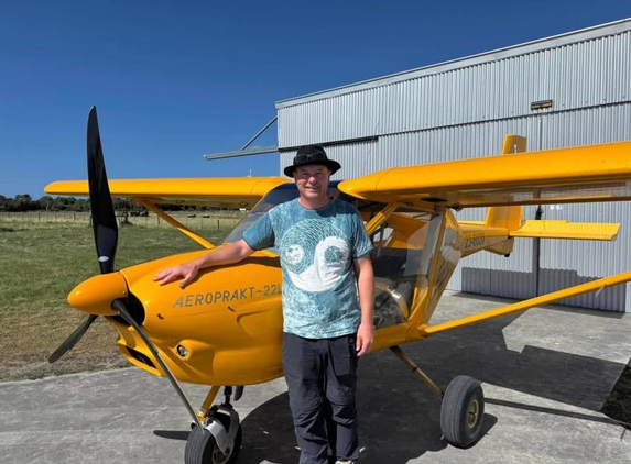 BELL SPORT AVIATION - Smithton, TAS. Just passed my Navigation Rating with Lloyd Kay @ Bell Sport Aviation